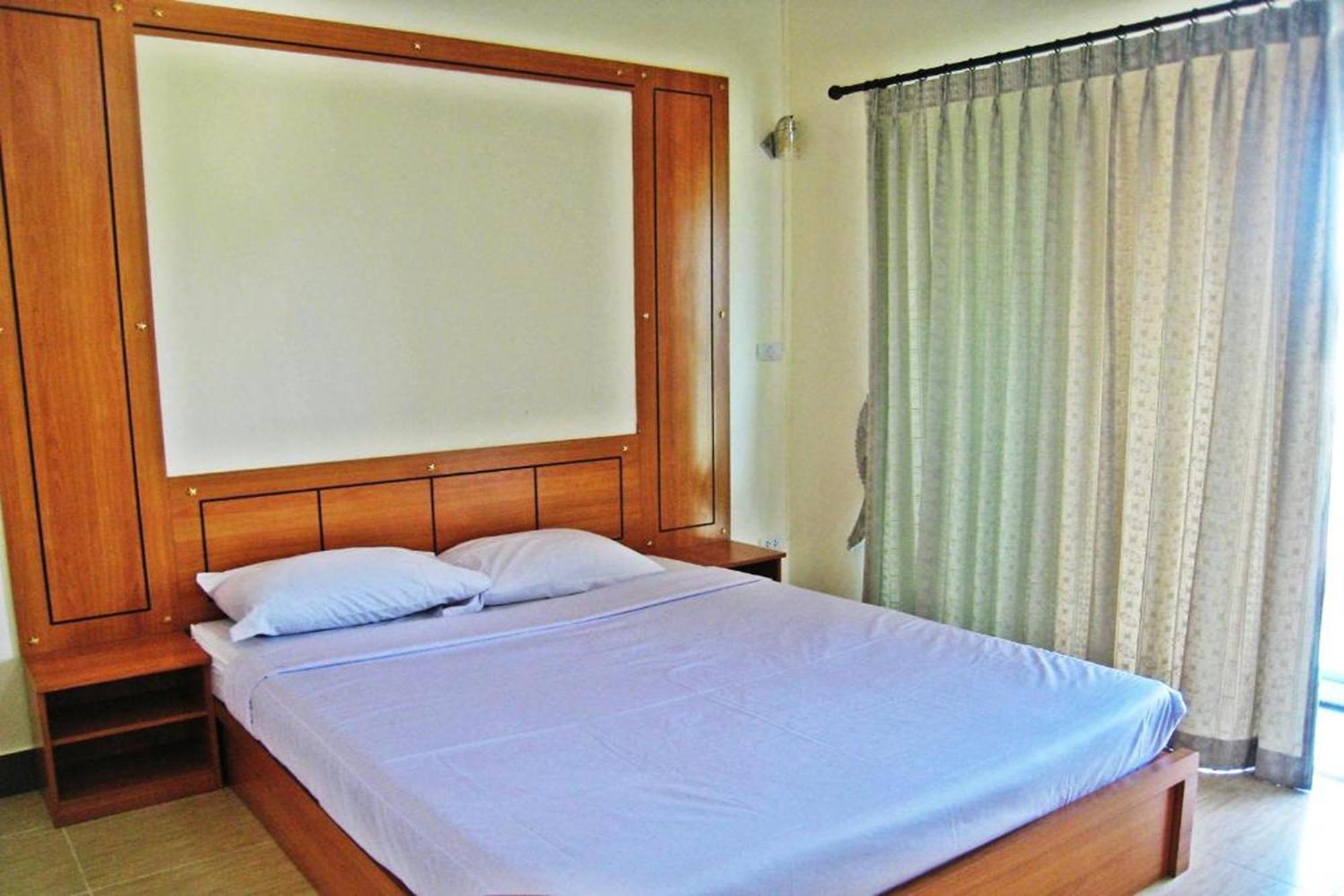 Choktawee Residence And Mansion Chiang Mai Exterior photo