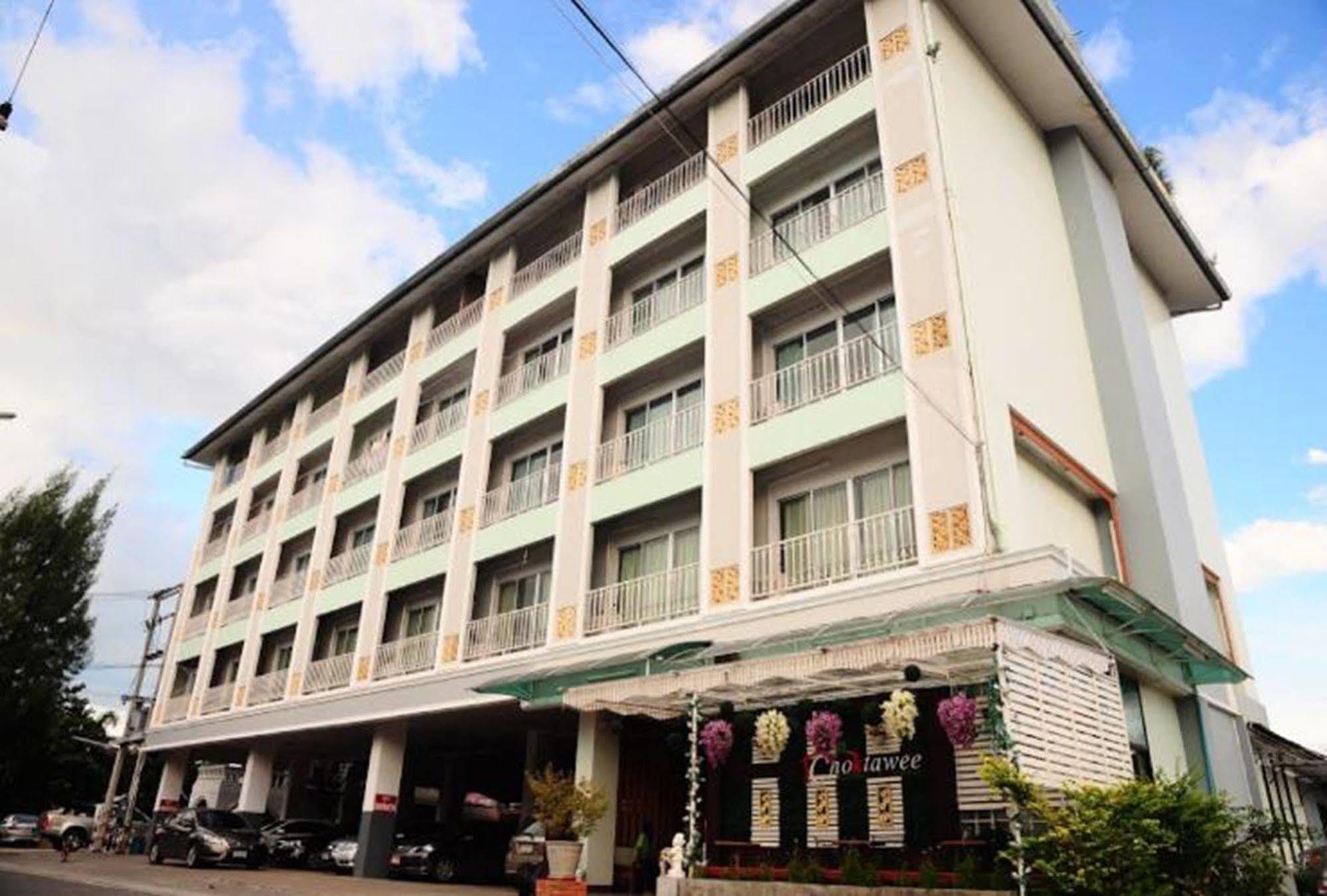 Choktawee Residence And Mansion Chiang Mai Exterior photo