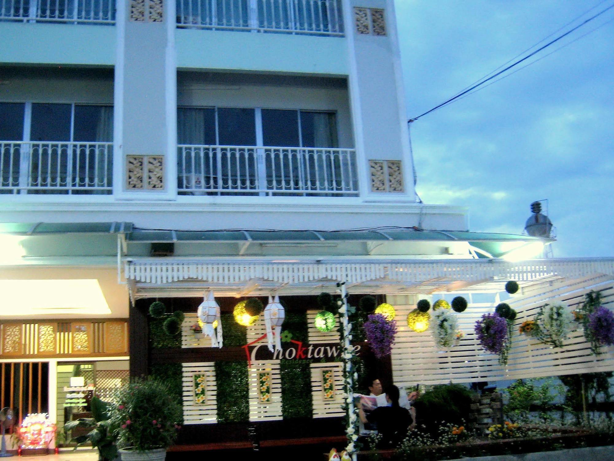 Choktawee Residence And Mansion Chiang Mai Exterior photo